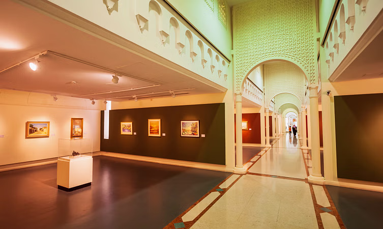 Sharjah Art Museum